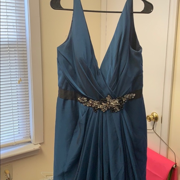 Gown - Picture 1 of 5